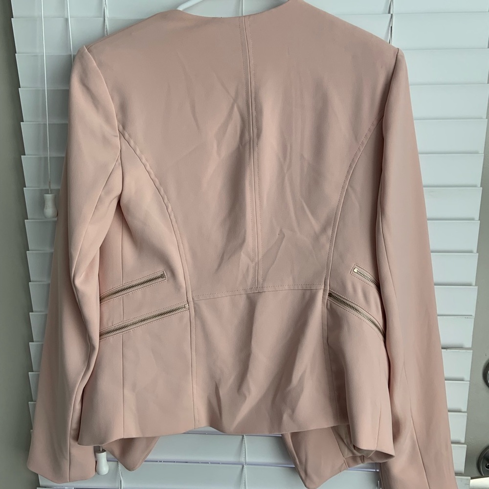 Millenial Pink Caché Blazer - Picture 5 of 5